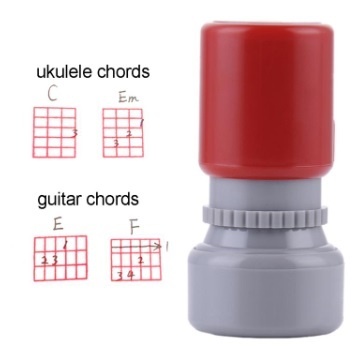 Razítko pro tisk diagramů pro ukulele a kytaru - červená barva
