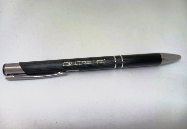 Kovové kuličkové pero - zobcová flétna
