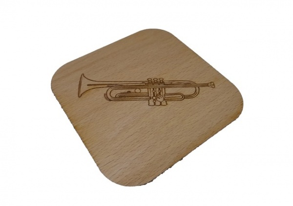 Dřevěný podtácek pod sklenici - trumpeta